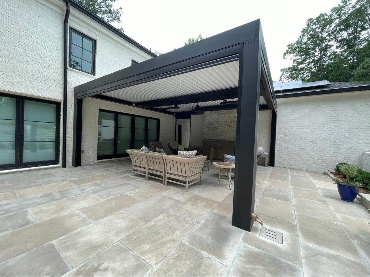 Pergola Builders - Struxure Motorized Pergolas contractor in Chapel Hill North Carolina