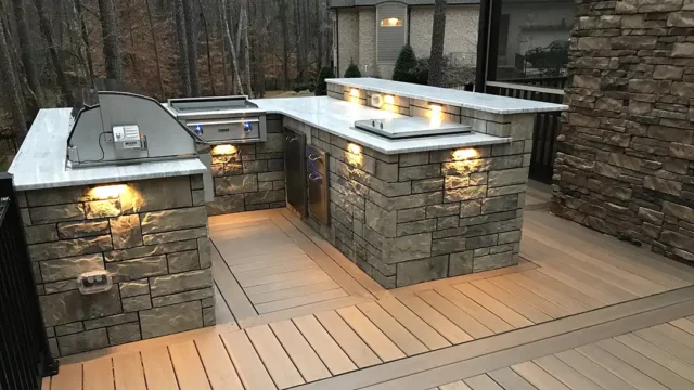 Photo of a compact outdoor kitchen on deck