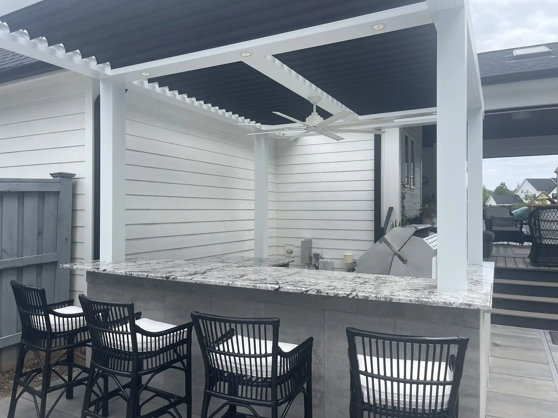 How the StruXure Pergola X Enhances Outdoor Living