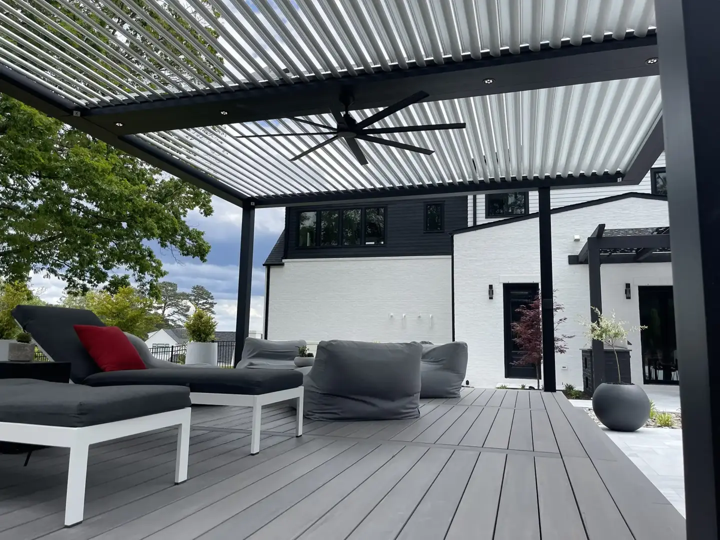 Modern motorized Louvered Pergolas installation near me north carolina