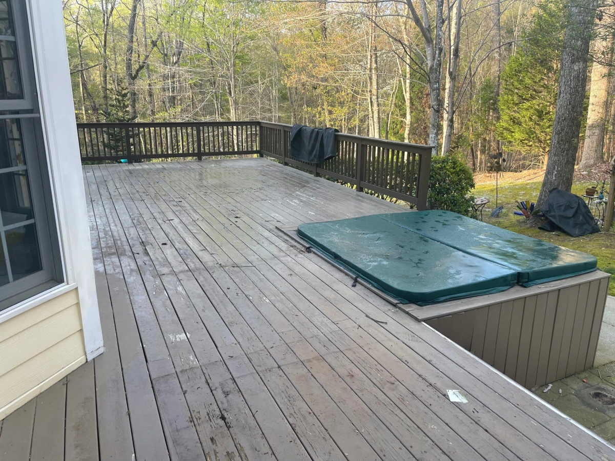 Deck Builder in Efland, NC | Custom Decks & Outdoor Living | Majestic Outdoors